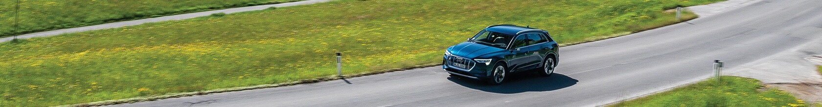 AudiOttawa-LandingPageImages-D1-E-tron-2.jpg