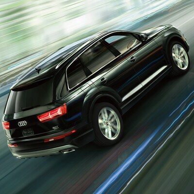 Audi Q7 quattro AWD Audi Q7 quattro AWD