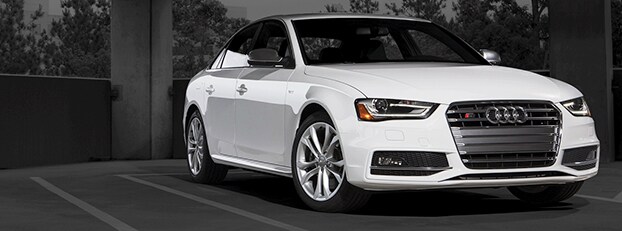 2013-Audi-S4-footer.jpg