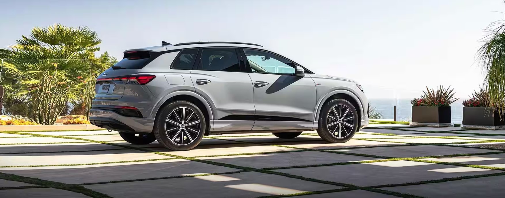 Q4etron image.jpg