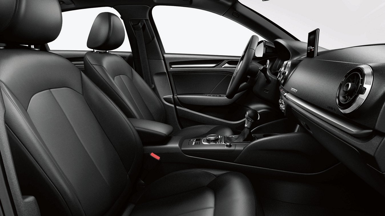 2017_Audi_A3_sedan_interior_leather_seating