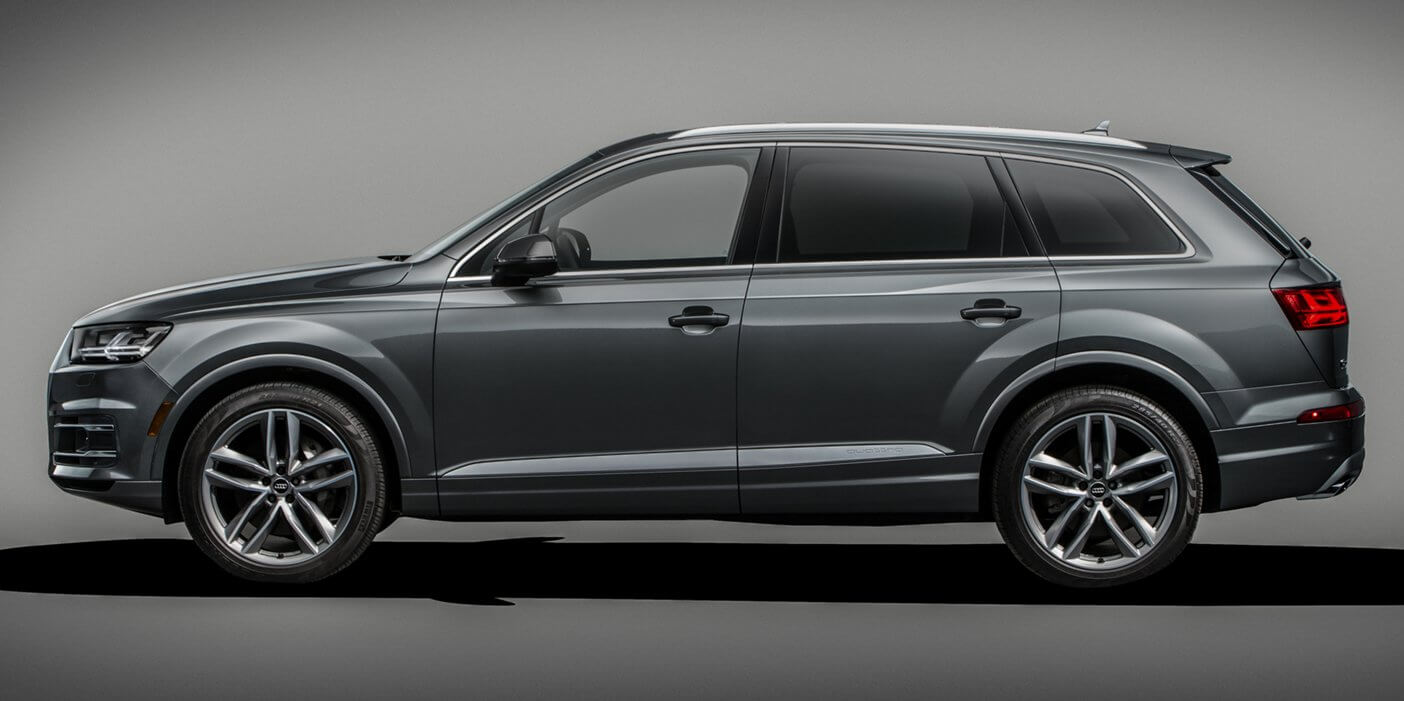 2017 Audi Q7 exterior