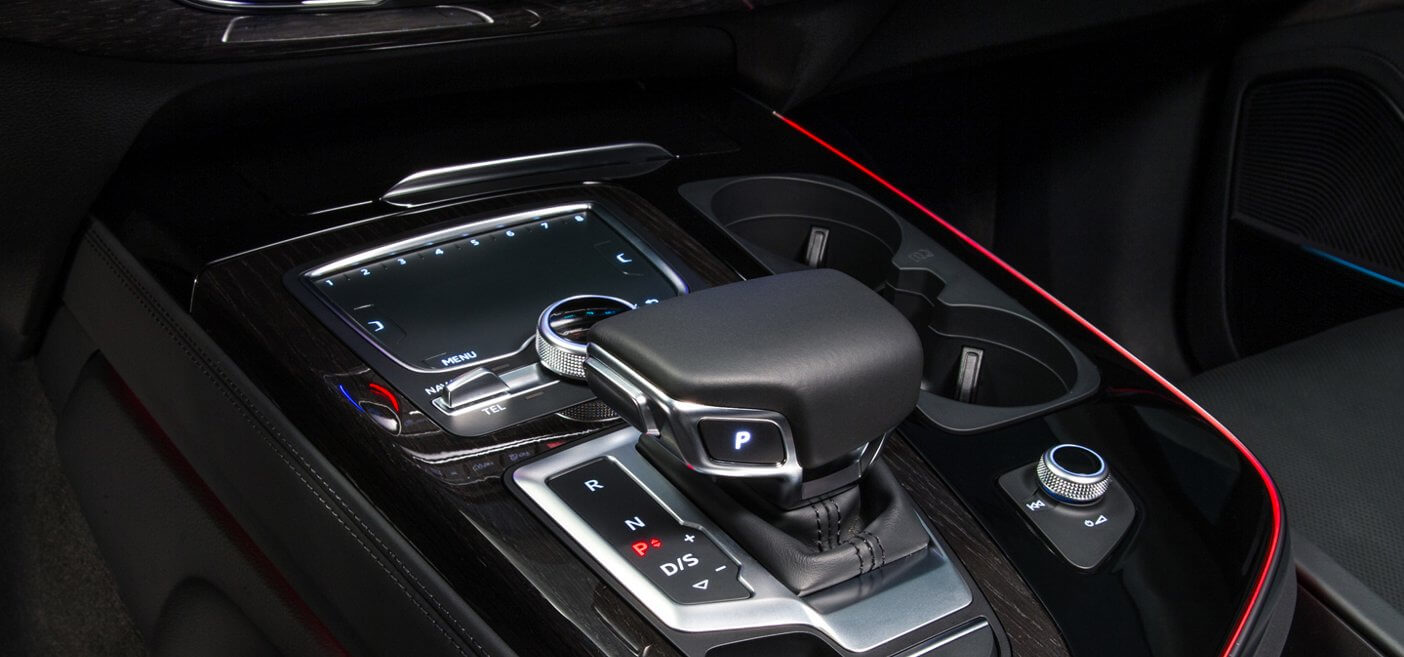 2017 Audi Q7 interior design