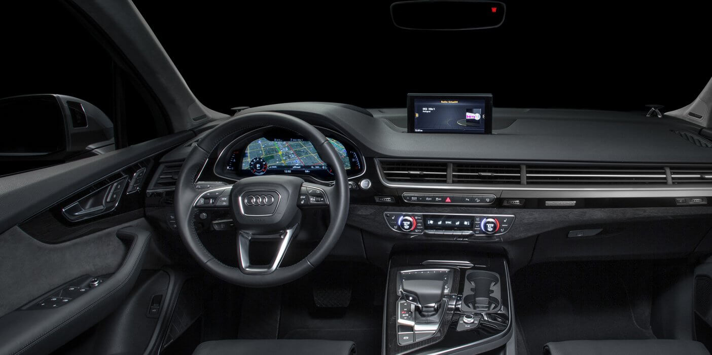 2017 Audi Q7 interior