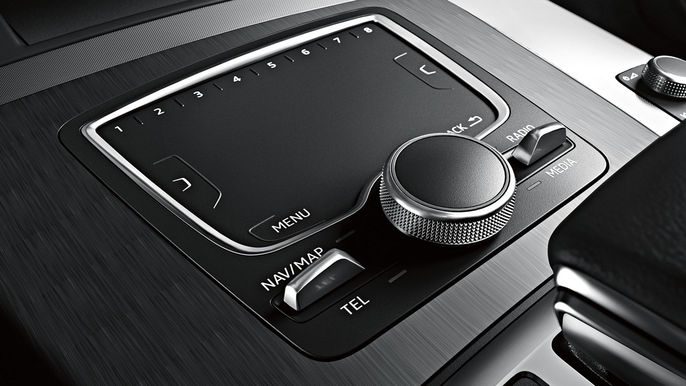 2018-Audi-Q5-mlp-interior-gallery-carousel-touchpoints-knobs
