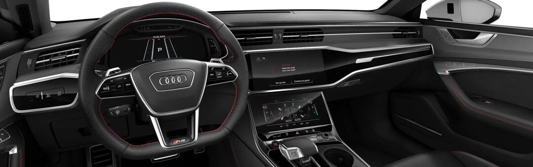 Le tableau de bord de l'Audi RS7 2023 incluant ses technologies à bord.