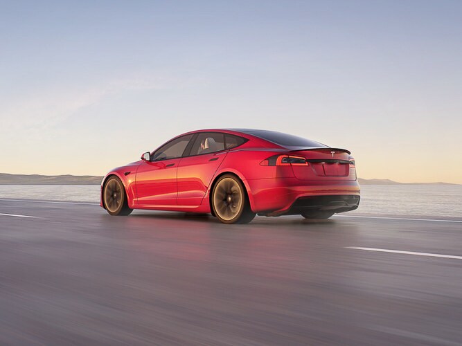 Vue arrière de la Tesla Model S 2022