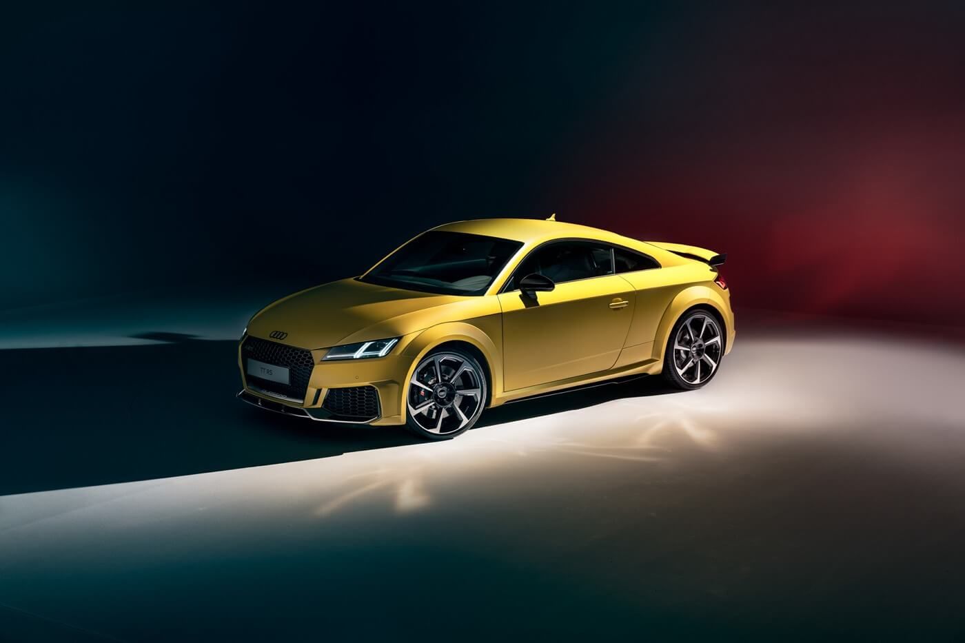 audi-tt-rs-coupe-2022-011643243733206.jpeg