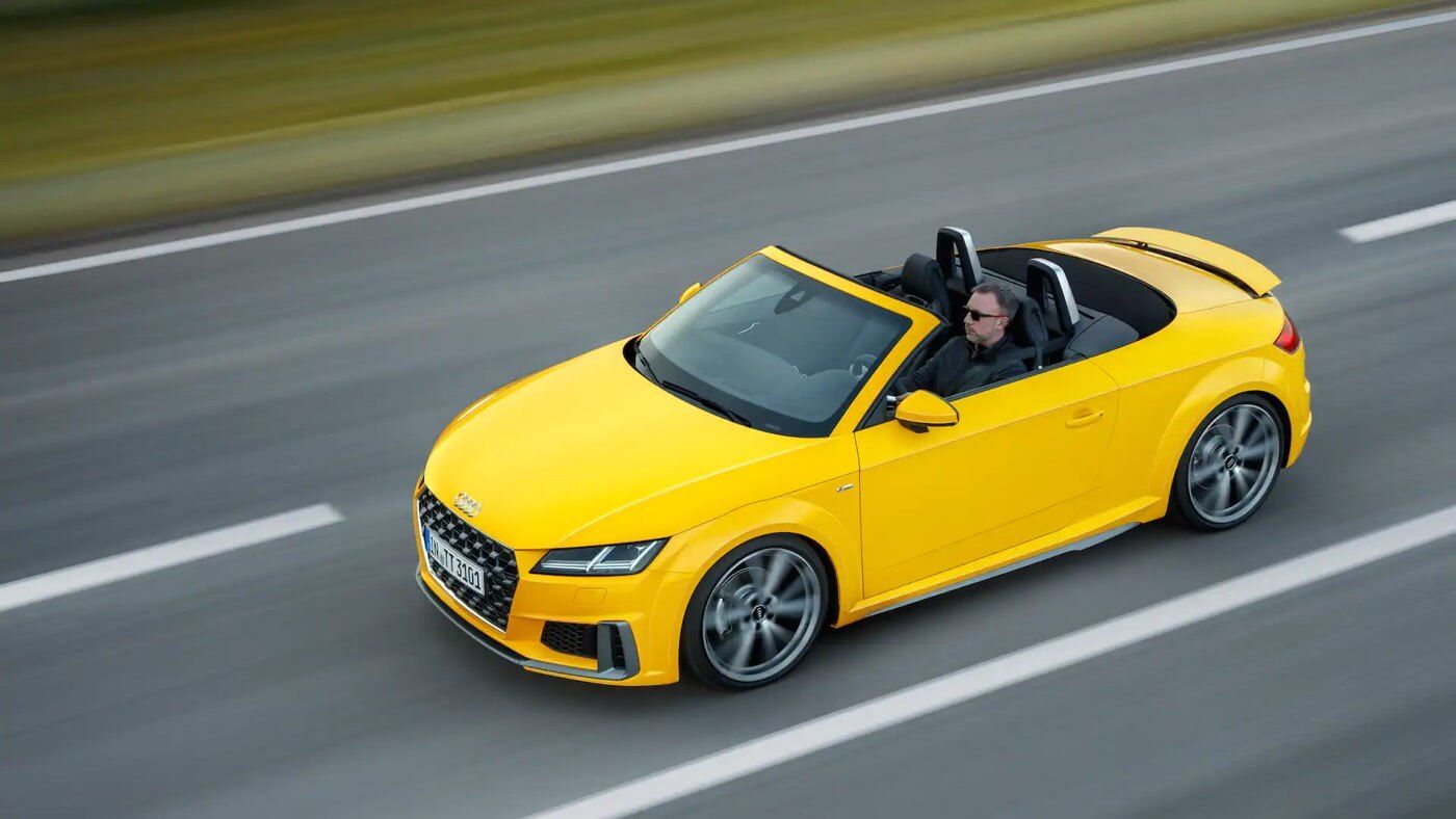 audi-tt-roadster-2022-031643243544147.jpeg