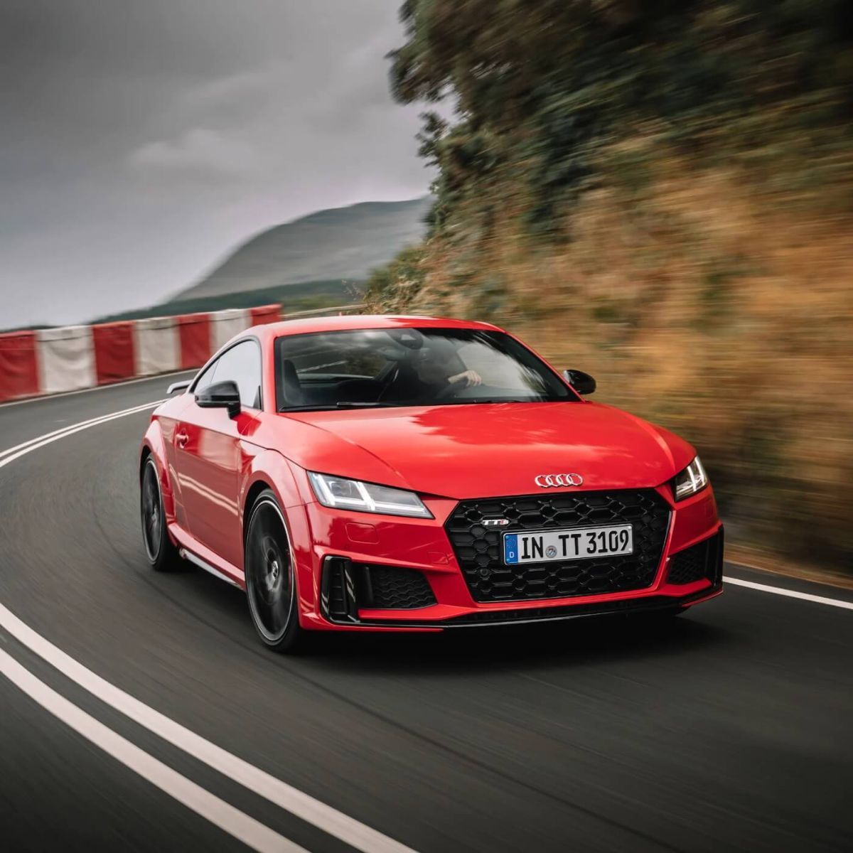 audi-tts-coupe-2022-061643243544608.jpeg