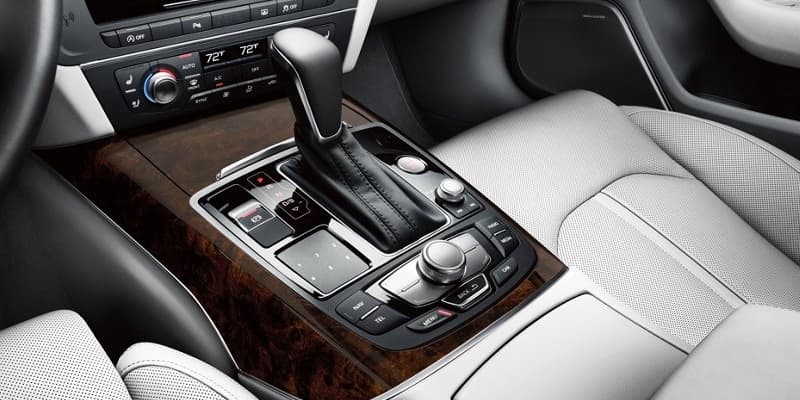 2018 Audi A6 Interior 02.jpg