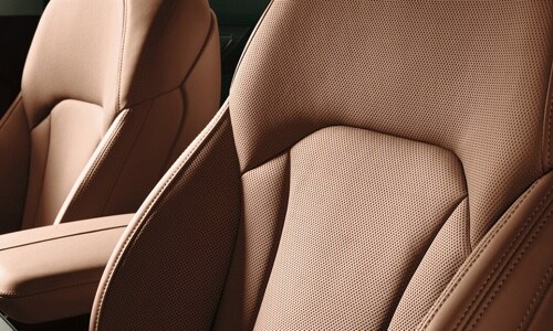 2018 Audi Q7 Interior.jpg