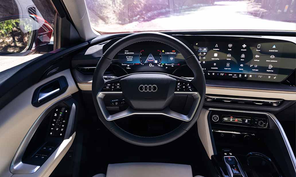 Wraparound virtual cockpit