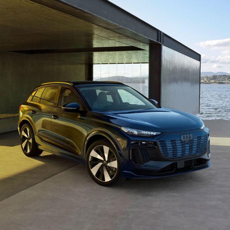 Exterior of the 2025 Audi Q6 e-ton