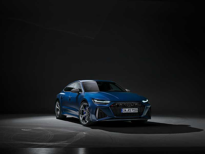 2024 Audi RS 7 Sportback Performance black background