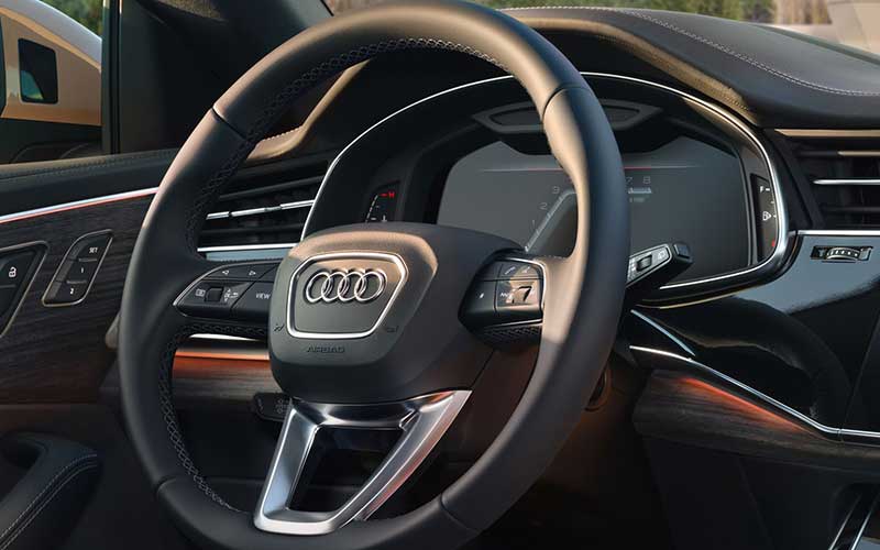 2024 Audi Q8 Displays