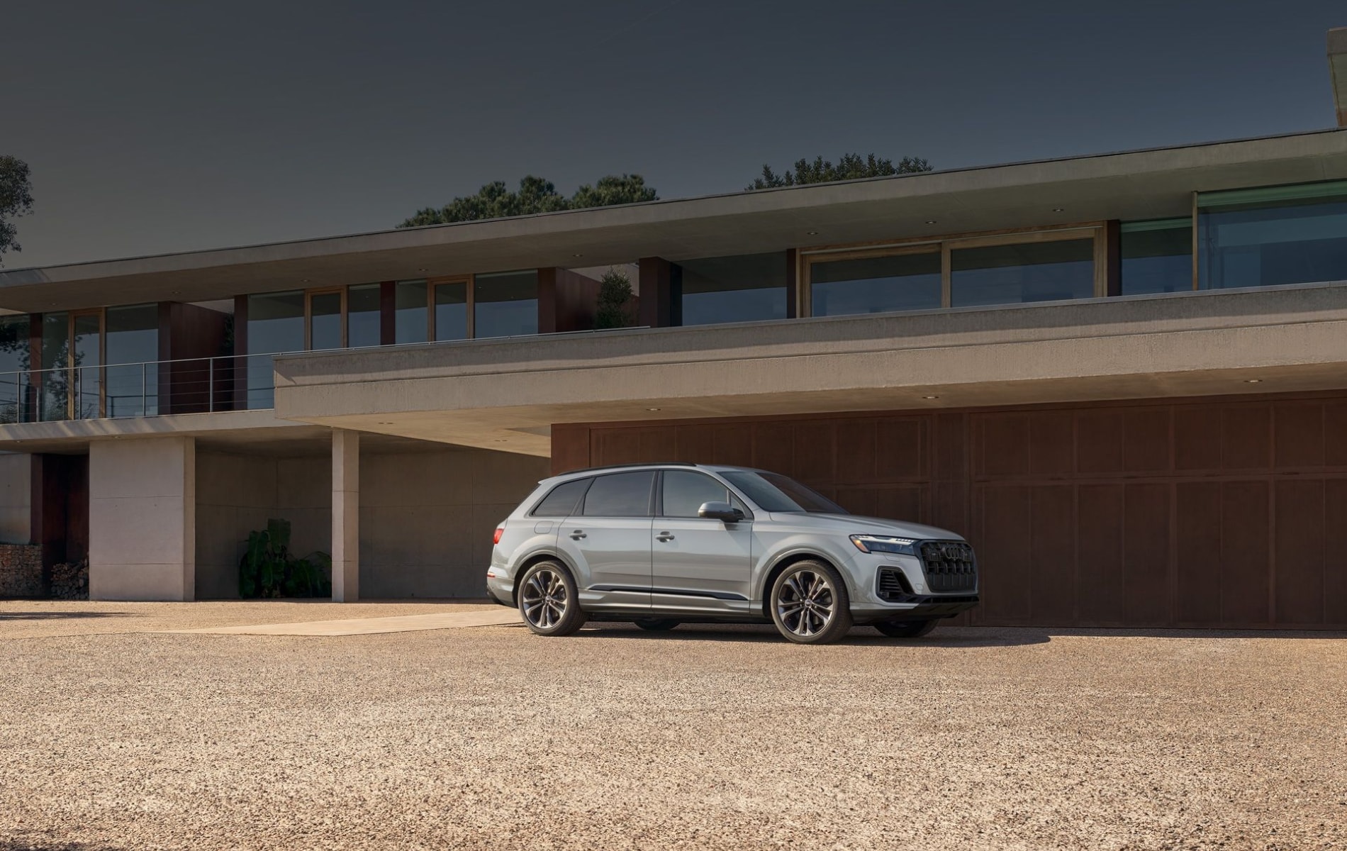 2025 Audi Q7 Performance 2025 Audi Q7 Exterior