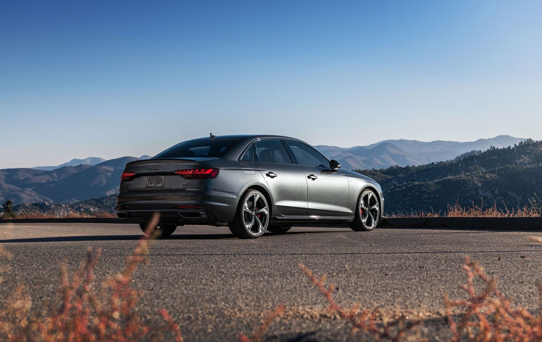 2025 Audi A4 vs 2025 Mercedes-Benz C Class 2025 Audi A4 vs 2025 Mercedes-Benz C Class