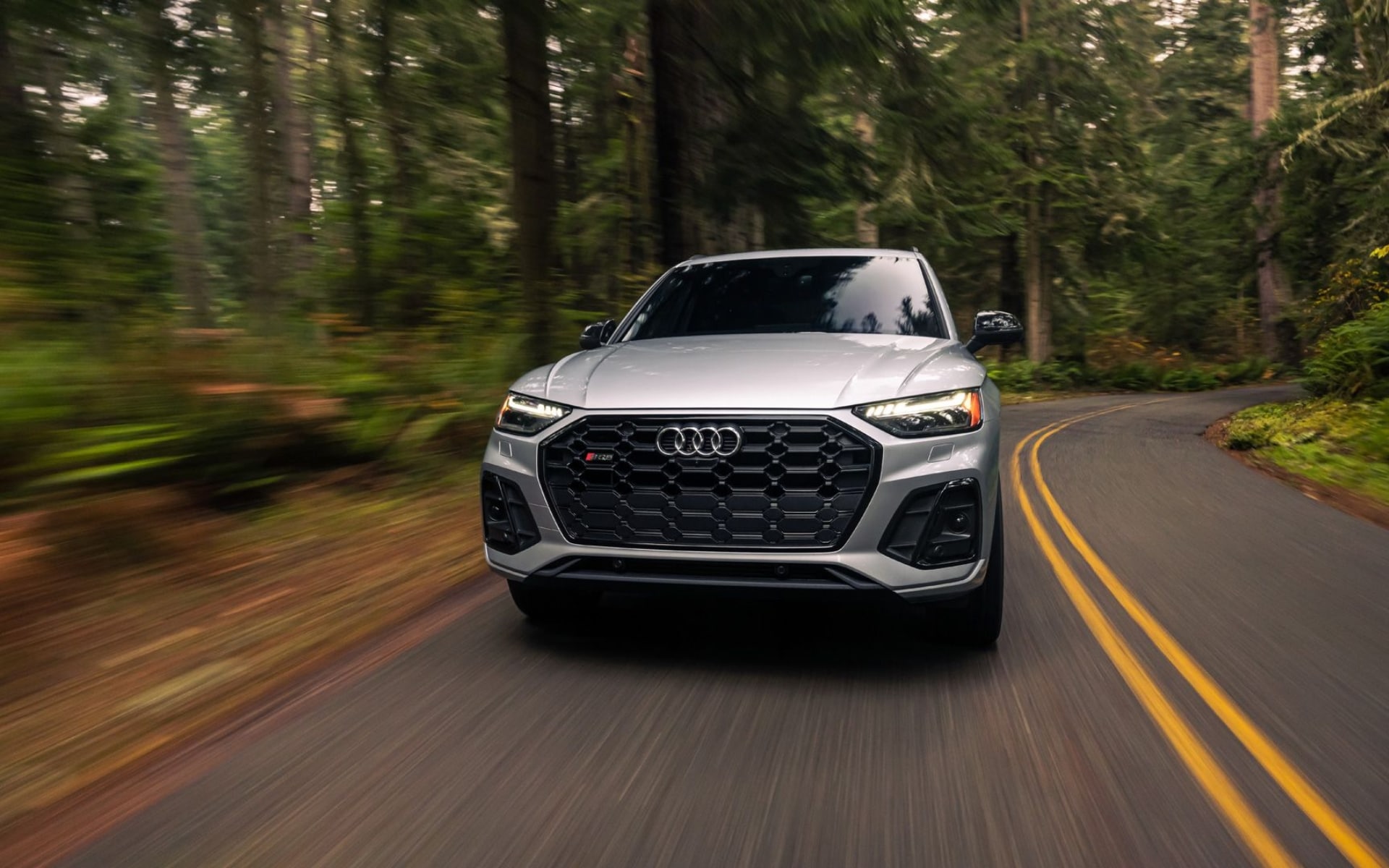 Audi SQ5 Performance 2024 Audi SQ5 Performance and Driver-Assistance