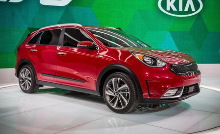 2017 kia niro.jpg