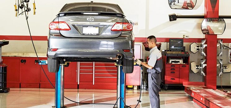 Toyota Service & Maintenance in Buckingham, QC