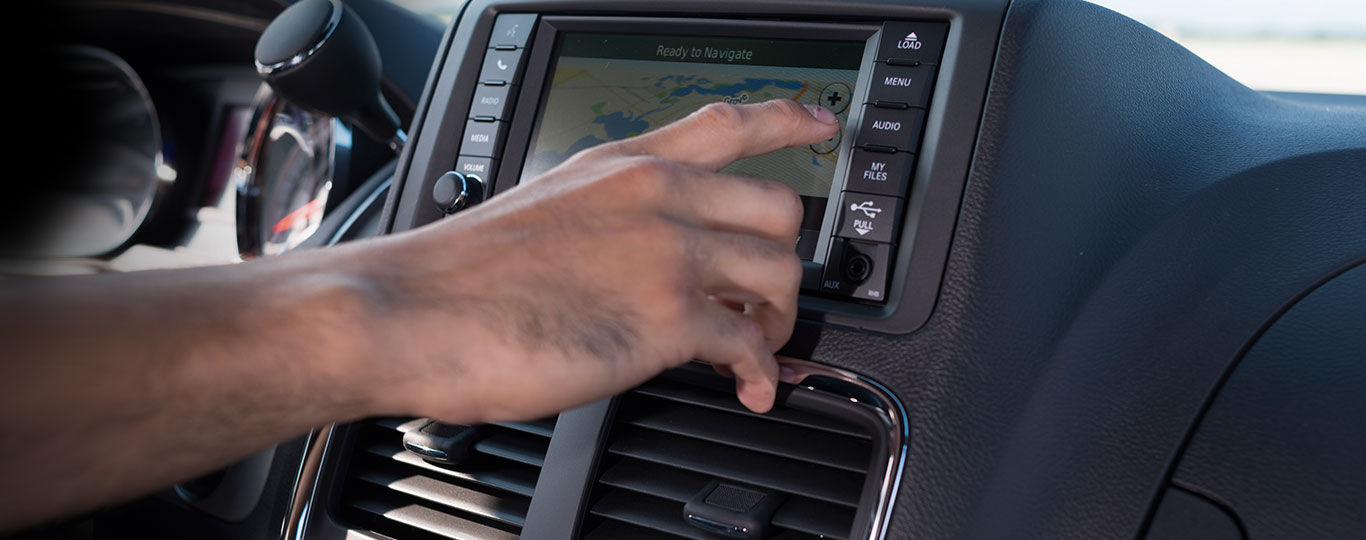 2014-GC-30th-Technology-Navigation-Uconnect.jpg
