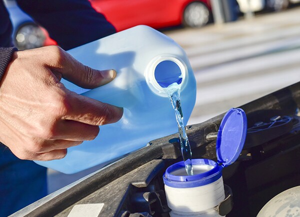 Winshield wiper fill up Windshield Wiper Fliud