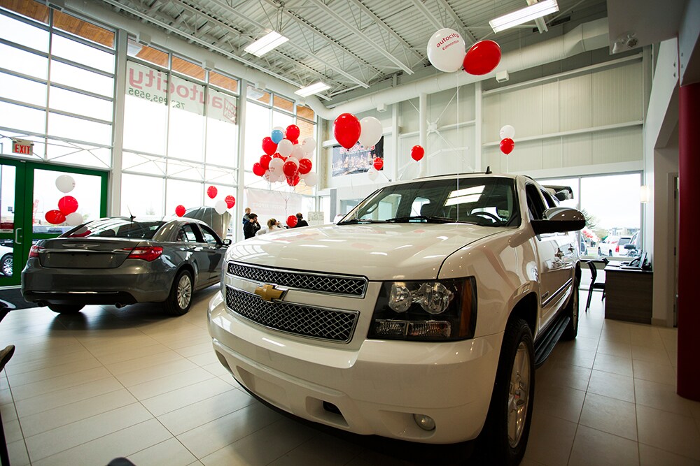 AutoCityEdmonton_GrandOpening_2722.jpg