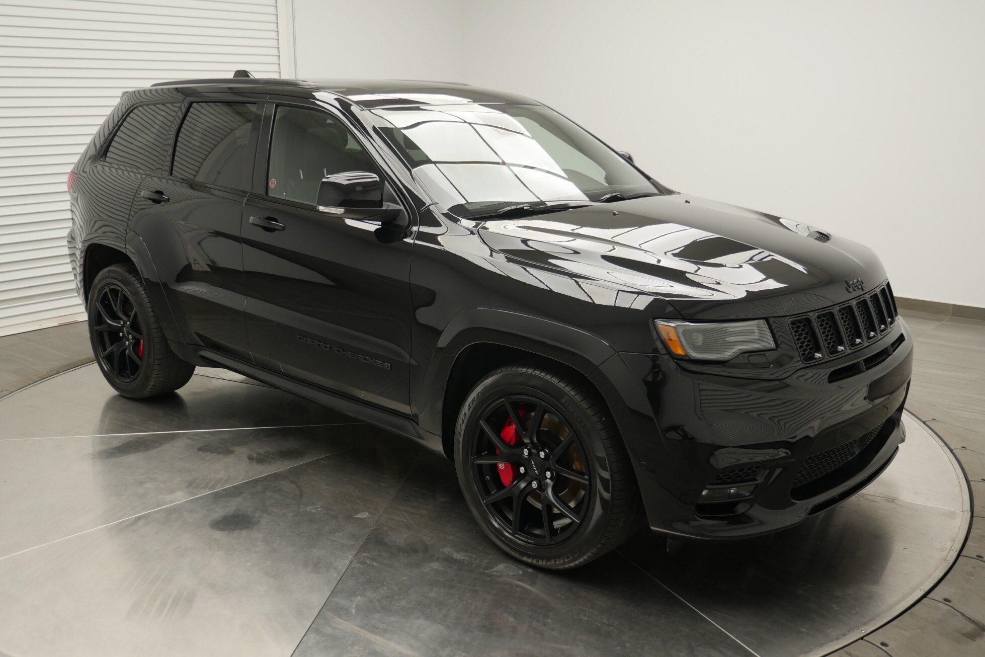 previously sold used SUV Jeep Cherokee SRT8 2018 previously sold used SUV Jeep Cherokee SRT8 2018
