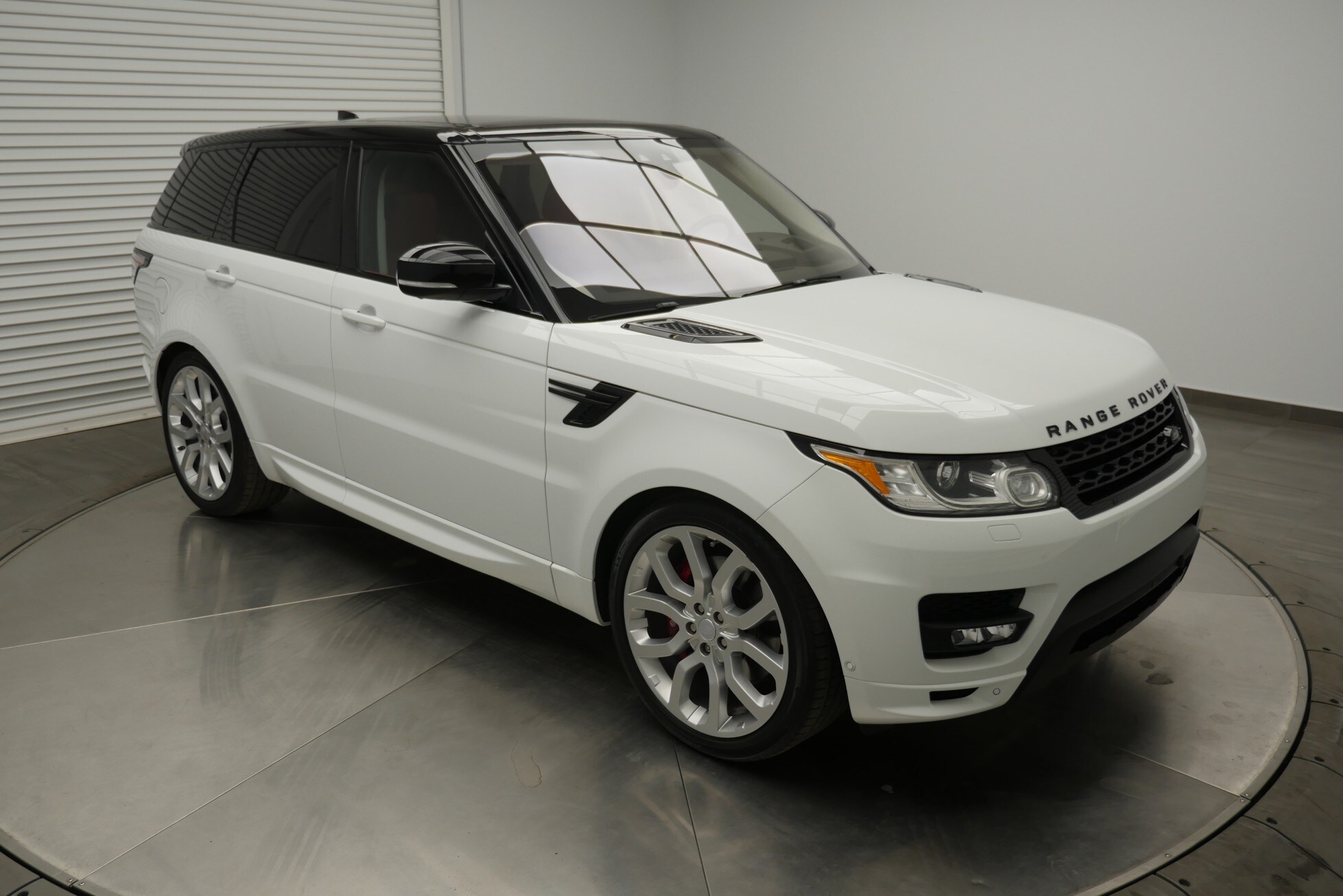 2017 Range Rover Sport V6 HSE Dynamic Calgary AB 2017 Range Rover Sport V6 HSE Dynamic Calgary AB