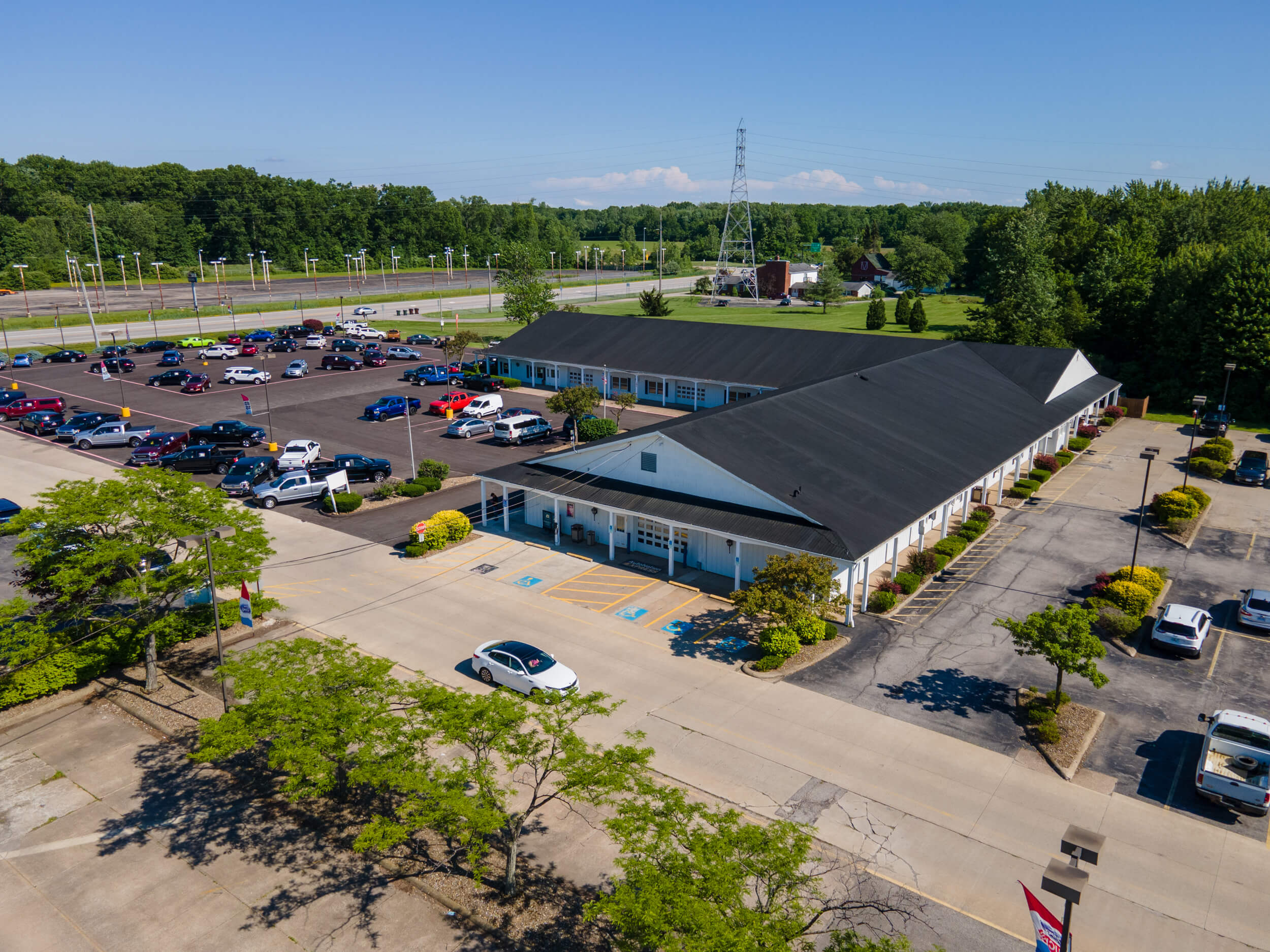 An overhead shot of AutoNation Ford Amherst.