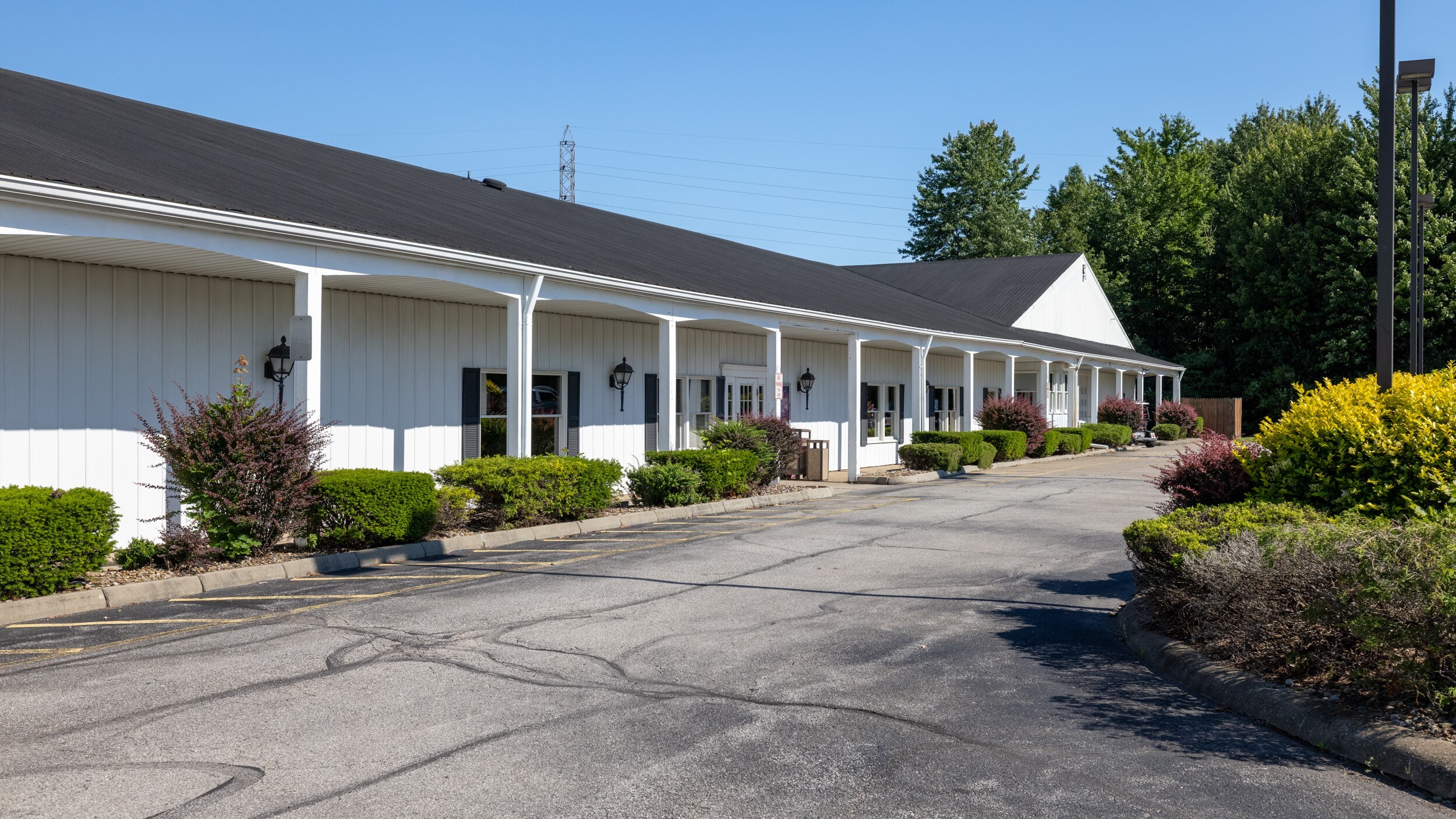 AutoNation Ford Amherst is here for all your Ford purchasing, servicing, and financing needs in Amherst, OH Exterior view of AutoNation Ford Amherst