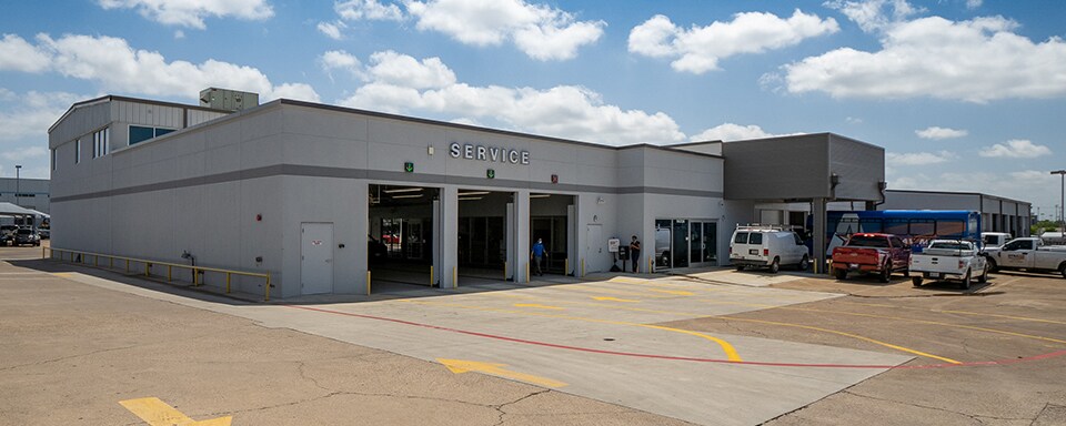 AutoNation Ford Arlington Service Center AutoNation Ford Arlington service center exterior