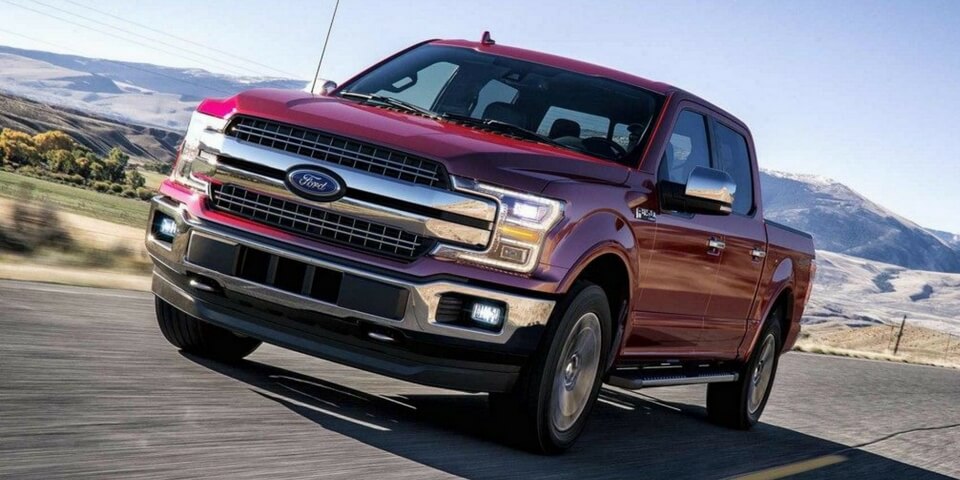 2018 Ford F-150 Buyer's Guide 2018 Ford F-150 front 3/4 view