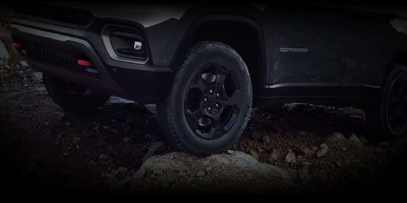 Close up of Jeep Compass wheels