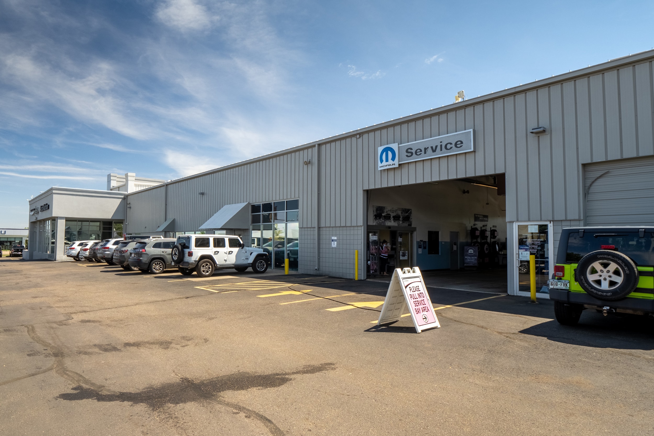 Englewood, CO Area Service Center Autonation Chrysler Jeep Arapahoe Service Center