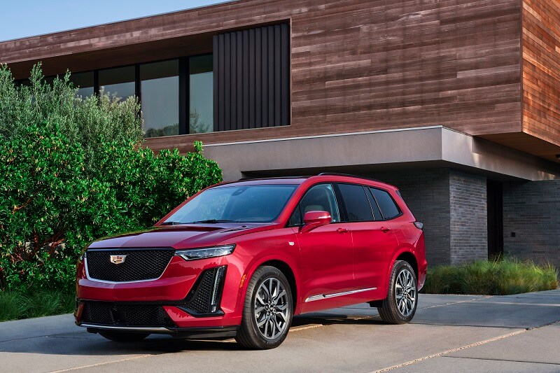 Exterior view of the Cadillac XT6