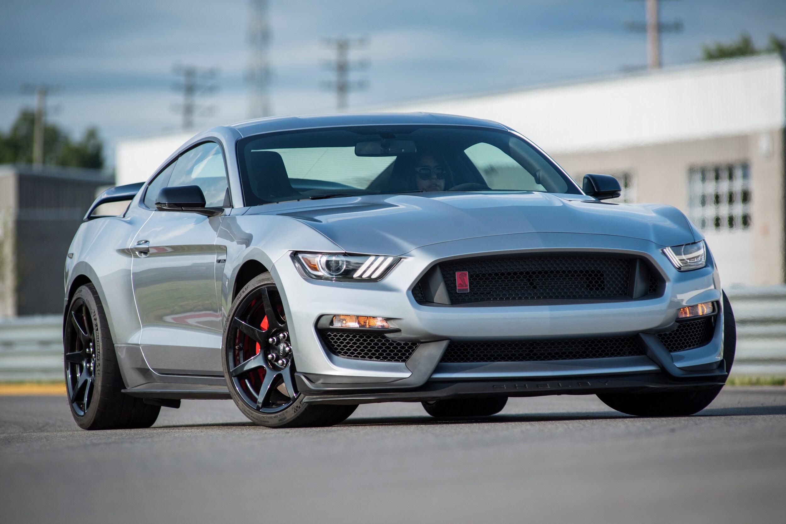 Read about the Mustang Shelby GT350R Read about the Mustang Shelby GT350R