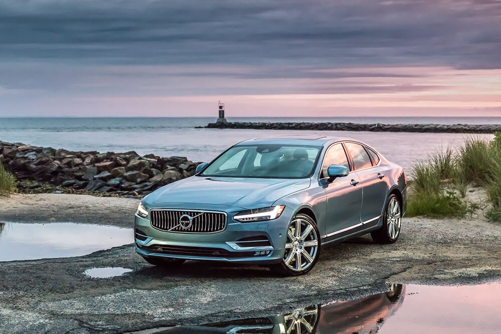 Find our favorite AWD sedans like the Volvo S90 Exterior view of the Volvo S90