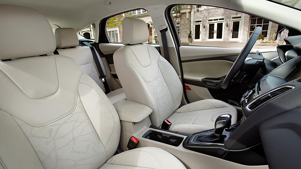 mfg 2016 ford focus electric - C.jpg