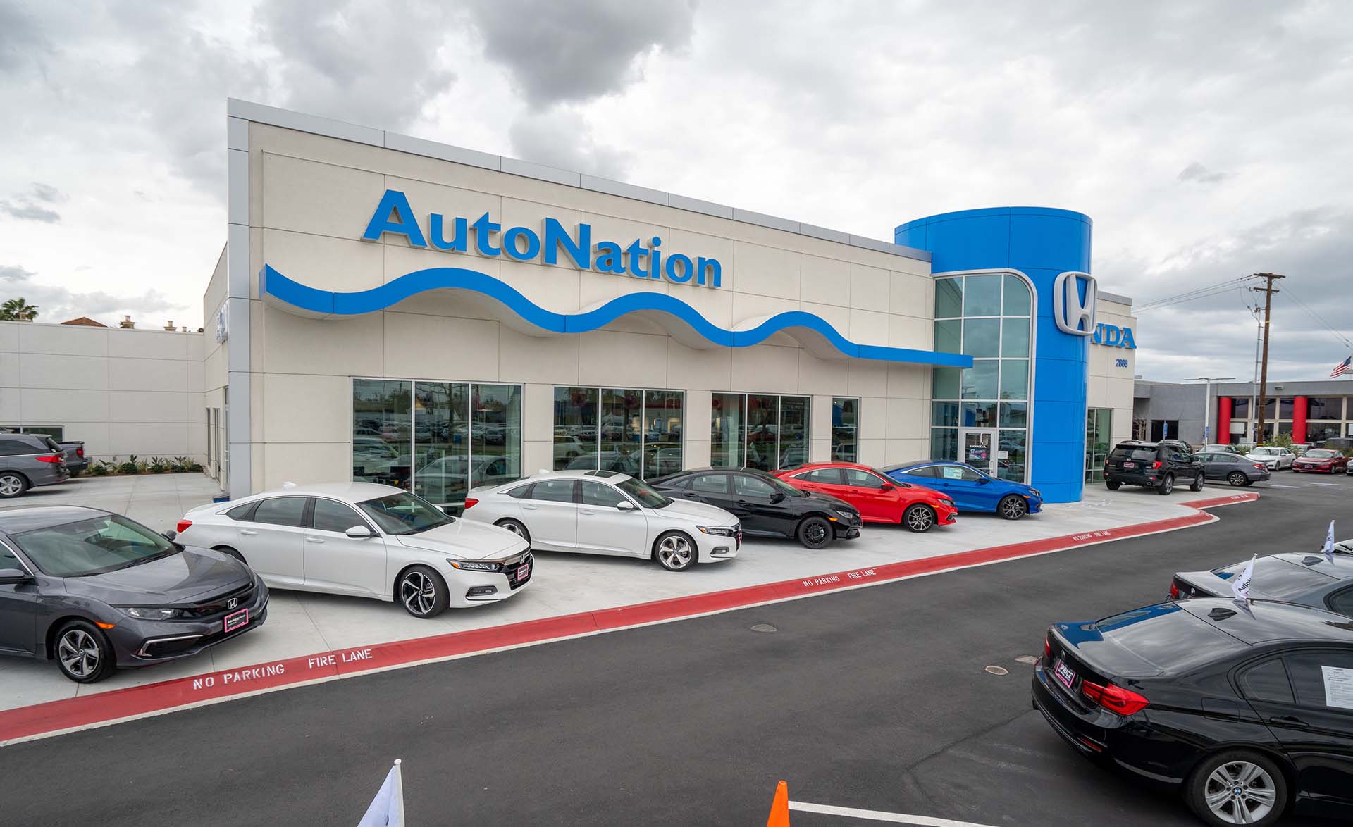 Exterior view of AutoNation Honda Costa Mesa