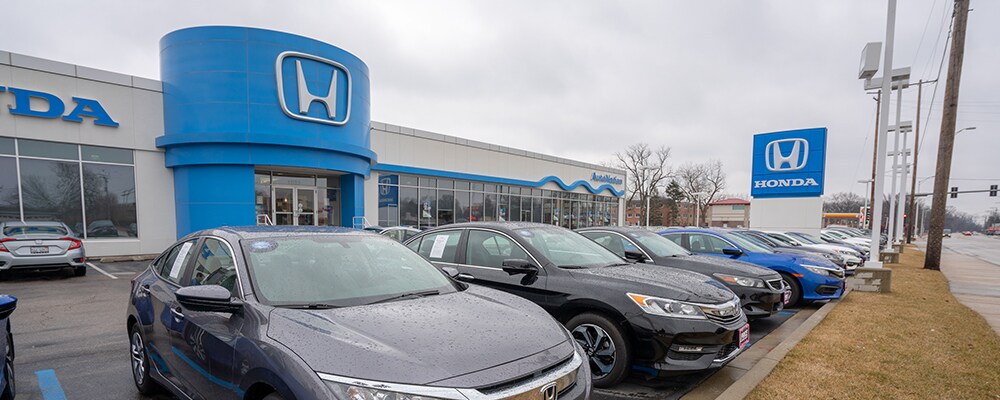 AutoNation Honda O'Hare Outside view of AutoNation Honda O'Hare
