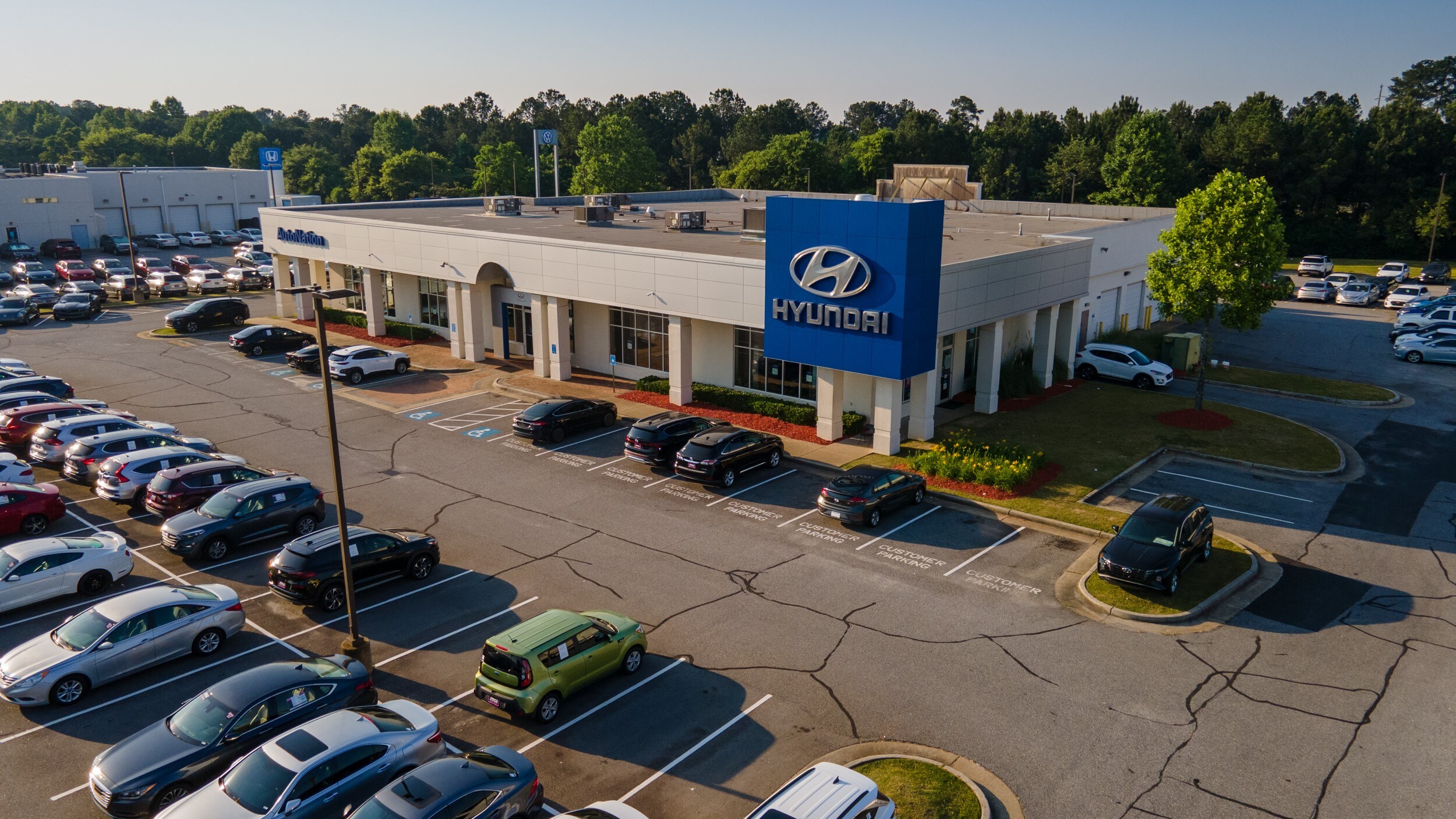 AutoNation Hyundai Columbus is your Columbus, GA home for all your Hyundai financing, purchasing, and service needs Exterior view of AutoNation Hyundai Columbus during the day