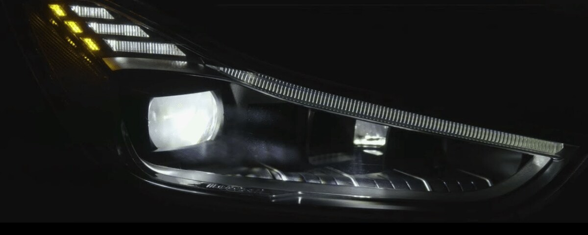 Maserati LED Adaptive Matrix Headlights