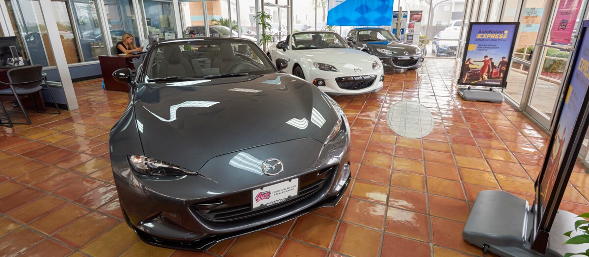 AutoNation Mazda Corpus Christi, TX AutoNation Mazda Corpus Christi showroom floor