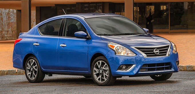 Nissan 
Versa