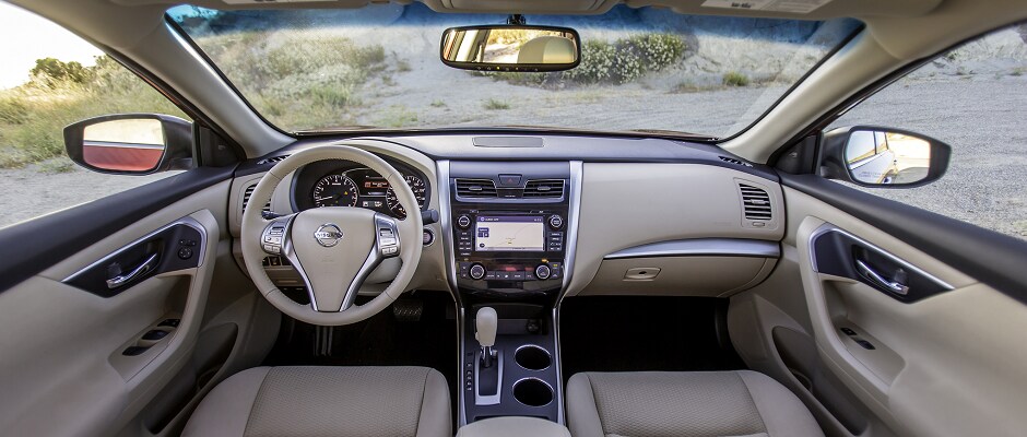 Used 2015 Nissan Altima Interior near Fort Worth