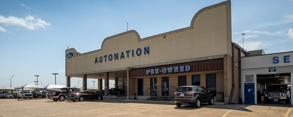 AutoNation Ford South Fort Worth Outside view of AutoNation Ford South Fort Worth