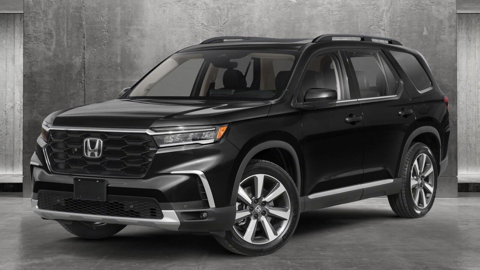 Honda Pilot in Crystal Black Pearl Honda Pilot in Crystal Black Pearl