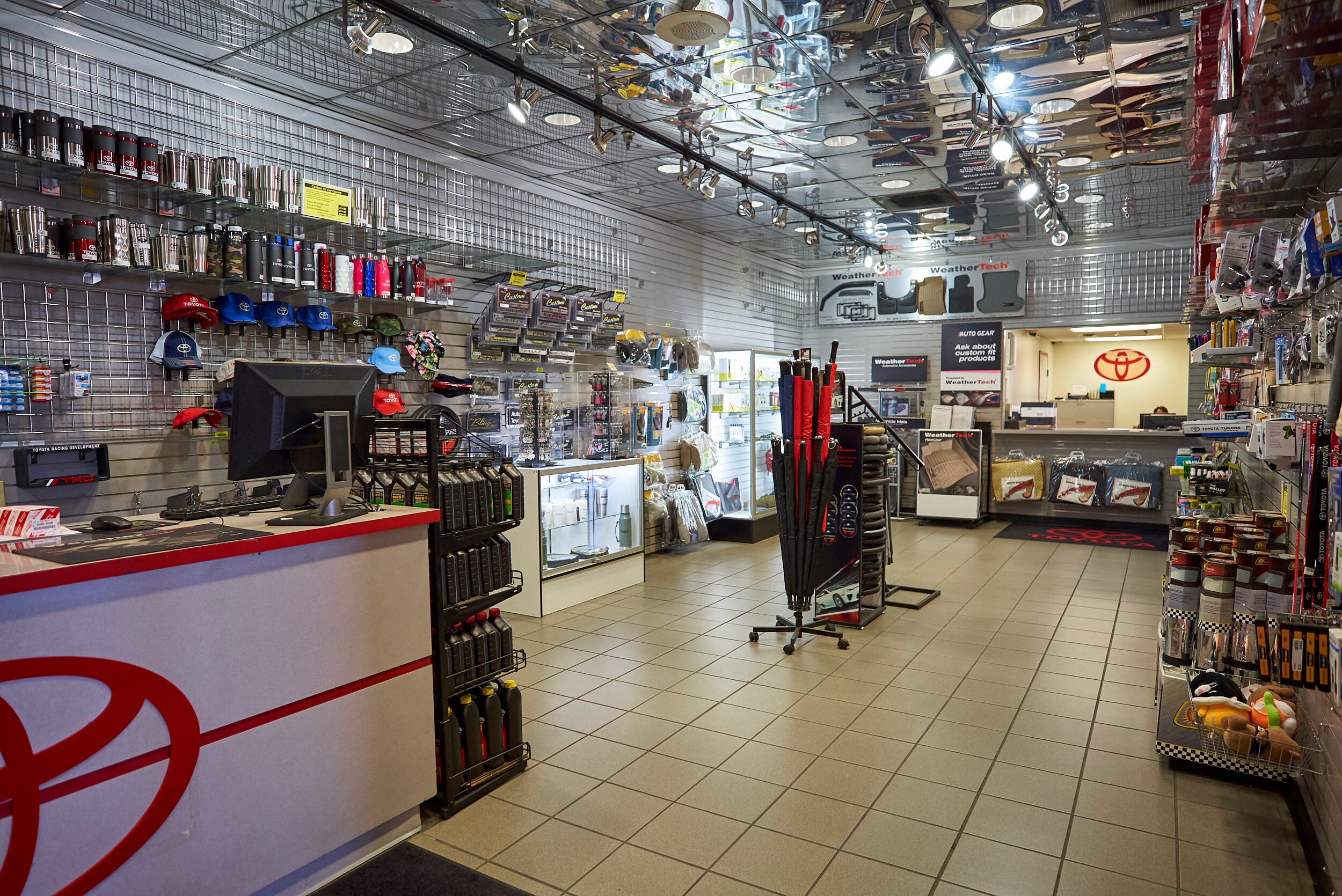 CA-Toyota-Buena-Park-Parts-Center.jpg